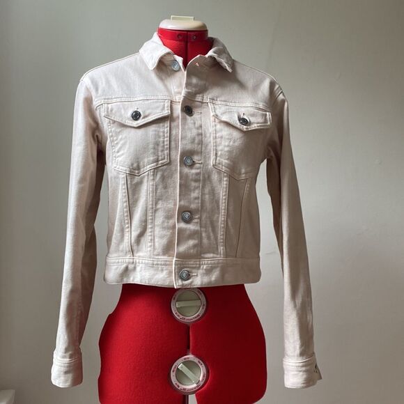 Everlane The Shrunken Denim Jacket​ - Picture 14 of 14